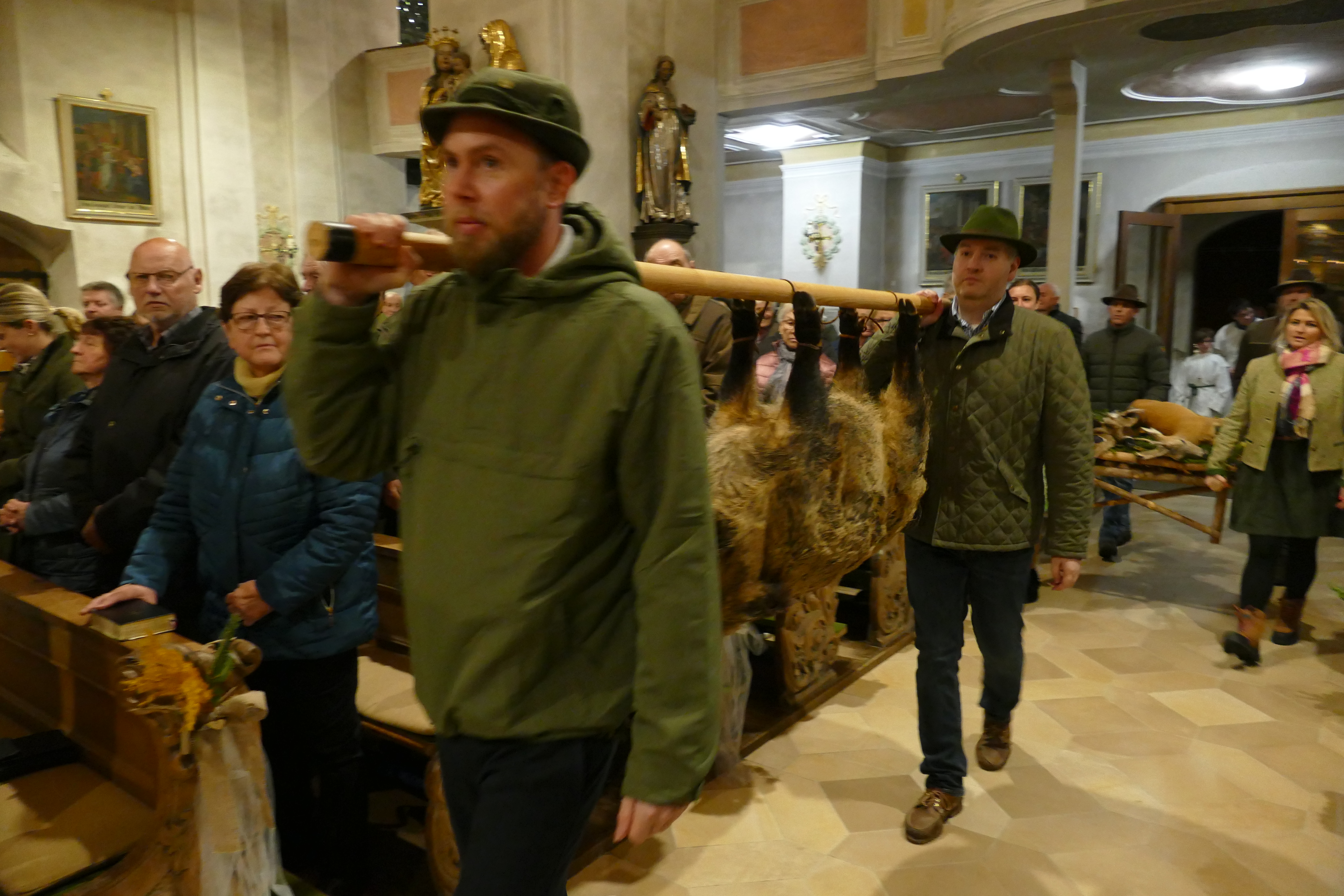 Einzug in die Kirche Image